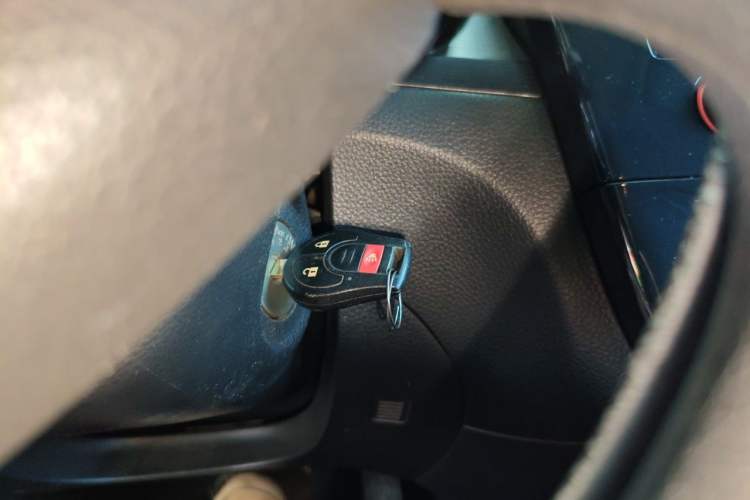 Used Nissan Tiida 2011 1.6L CVT Comfort Model Vehicle Key