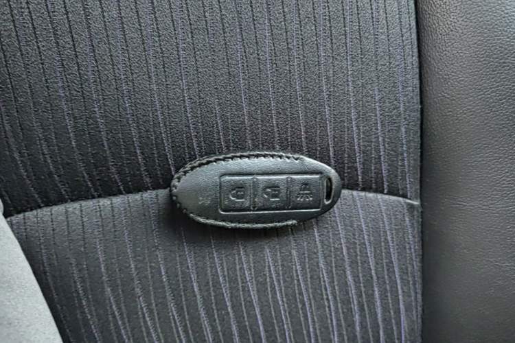 Used Nissan Tiida 2011 1.6L CVT Smart Version Vehicle Key