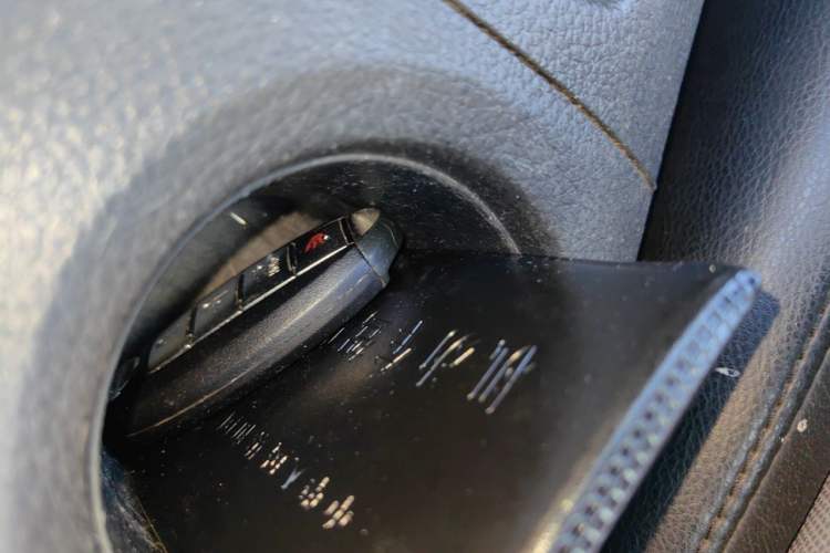 Used Nissan Tiida 2011 1.6L CVT Luxury Edition Vehicle Key