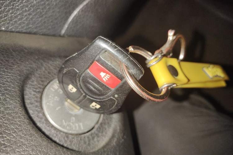 Used Nissan Tiida 2011 1.6L CVT Comfort Model Vehicle Key