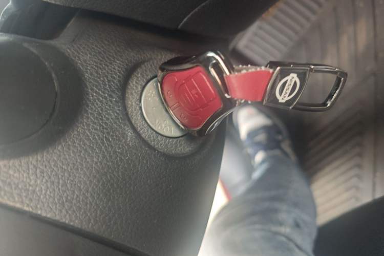 Used Nissan Tiida 2011 1.6L CVT Comfort Model Vehicle Key
