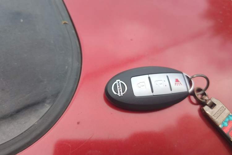 Used Nissan Tiida 2011 1.6L CVT Smart Version Vehicle Key