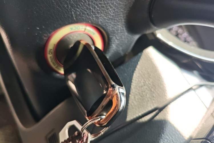Used Nissan Tiida 2011 1.6L CVT Comfort Model Vehicle Key