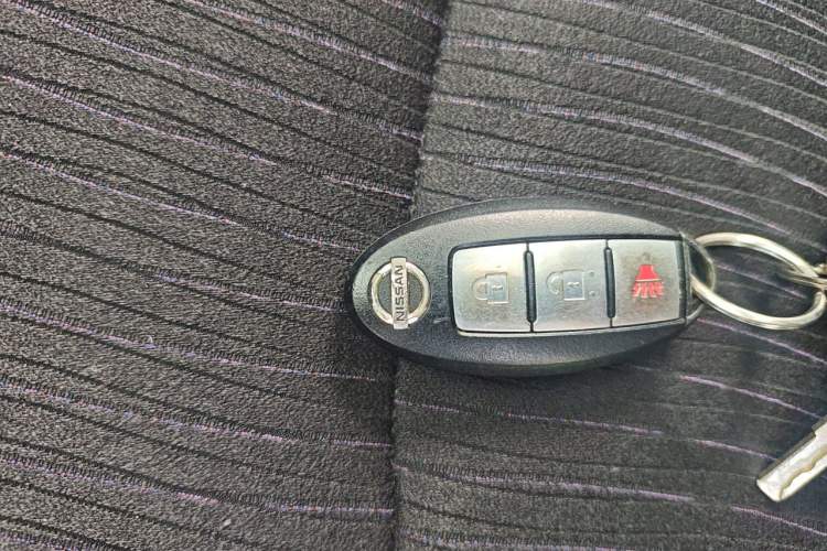 Used Nissan Tiida 2011 1.6L Manual Smart Version Vehicle Key