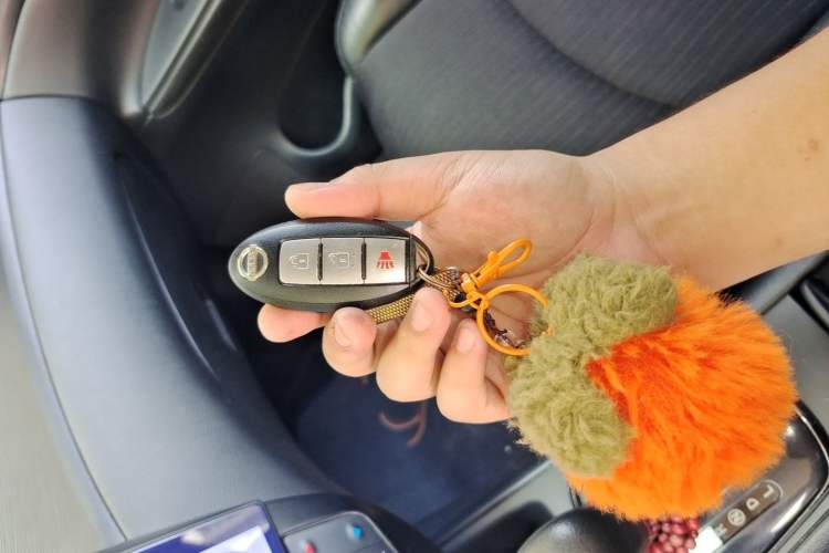 Used Nissan Tiida 2011 1.6L CVT Smart Version Vehicle Key