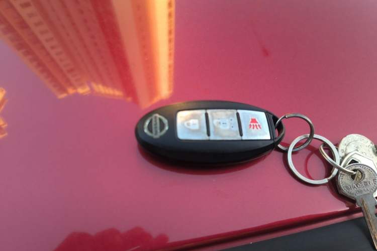 Used Nissan Tiida 2011 1.6L CVT Smart Version Vehicle Key