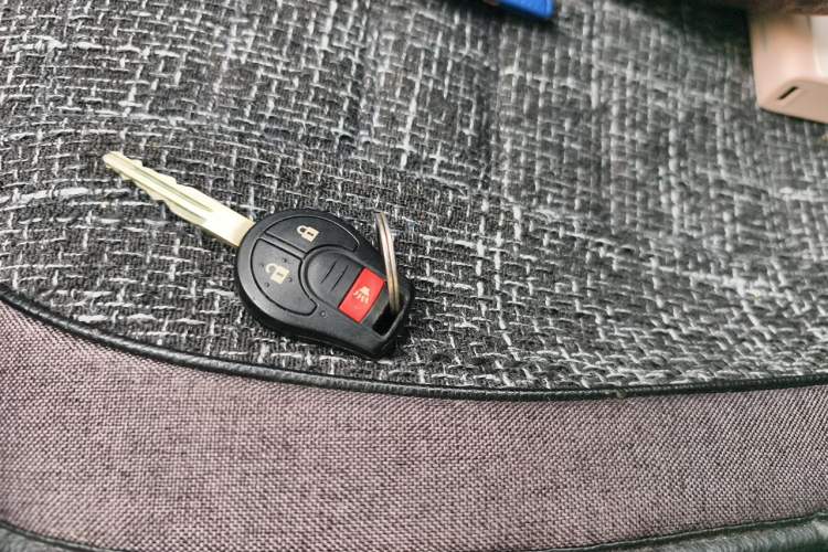 Used Nissan Tiida 2011 1.6L CVT Comfort Model Vehicle Key