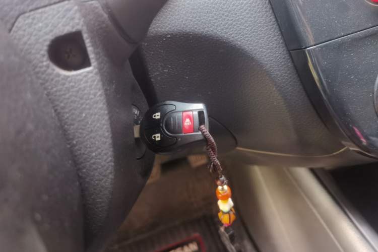 Used Nissan Tiida 2011 1.6L CVT Comfort Model Vehicle Key