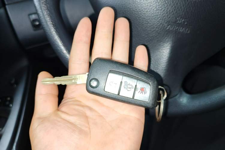 Used Nissan Tiida 2011 1.6L CVT Comfort Model Vehicle Key