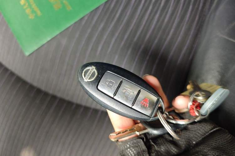 Used Nissan Tiida 2011 1.6L Manual Smart Version Vehicle Key