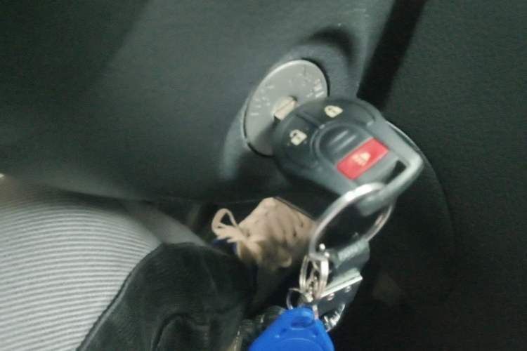 Used Nissan Tiida 2011 1.6L CVT Comfort Model Vehicle Key