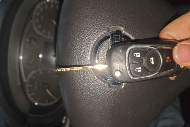 Used Nissan Tiida 2011 1.6L CVT Comfort Model Vehicle Key