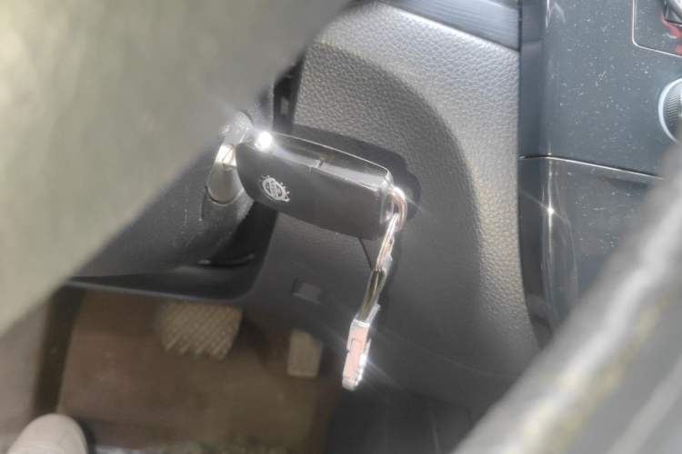 Used Nissan Tiida 2011 1.6L CVT Comfort Model Vehicle Key