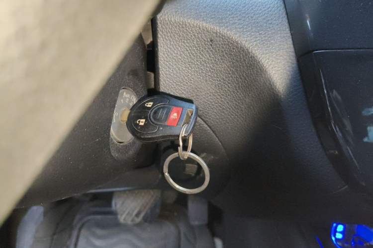 Used Nissan Tiida 2011 1.6L CVT Comfort Model Vehicle Key