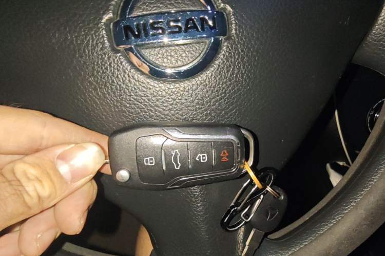 Used Nissan Tiida 2011 1.6L CVT Comfort Model Vehicle Key