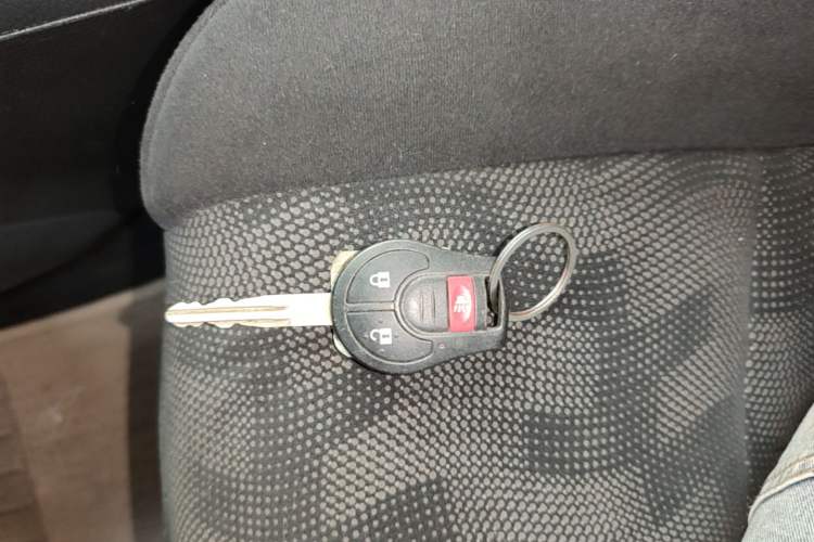 Used Nissan Tiida 2011 1.6L CVT Comfort Model Vehicle Key
