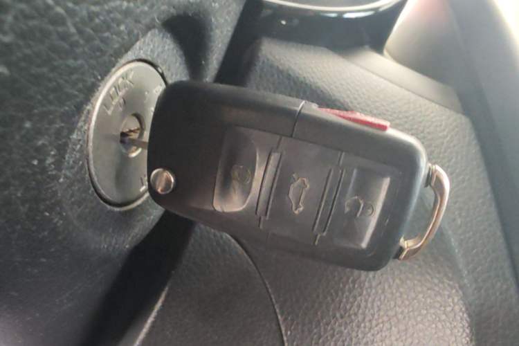 Used Nissan Tiida 2011 1.6L CVT Comfort Model Vehicle Key