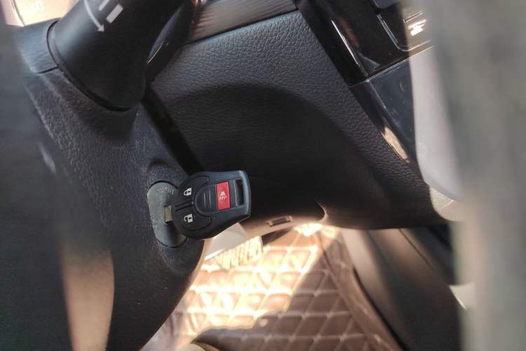 Used Nissan Tiida 2011 1.6L CVT Comfort Model Vehicle Key