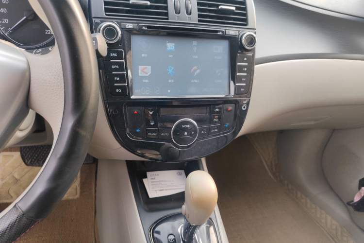 Used Nissan Tiida 2011 1.6L CVT Smart Version Audio And AC Panel