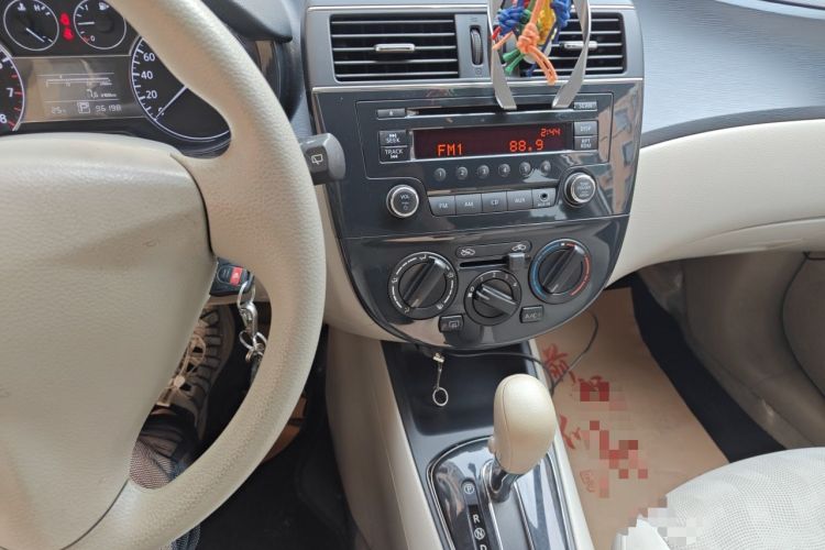 Used Nissan Tiida 2011 1.6L CVT Comfort Model Audio And AC Panel