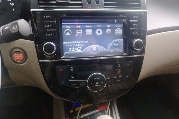 Used Nissan Tiida 2011 1.6L CVT Smart Version Audio And AC Panel