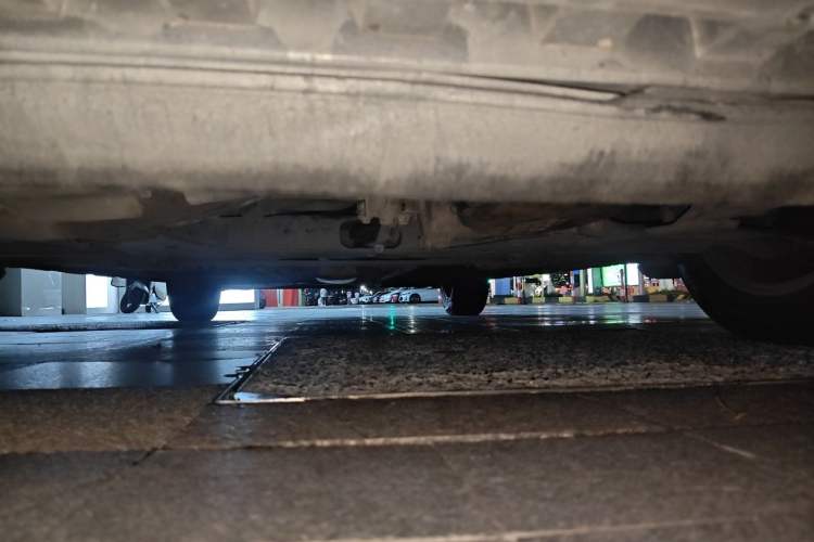 Used Nissan Tiida 2011 1.6L CVT Smart Version Chassis Front