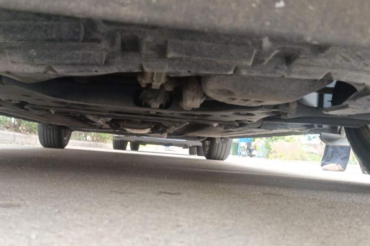 Used Nissan Tiida 2011 1.6L CVT Smart Version Chassis Front