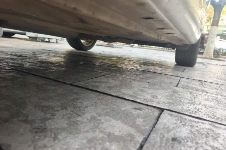 Used Nissan Tiida 2011 1.6T Manual Xuan Dong Edition Chassis Front Left