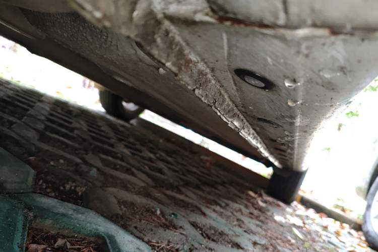 Used Nissan Tiida 2011 1.6L Manual Comfort Edition Chassis Front Left