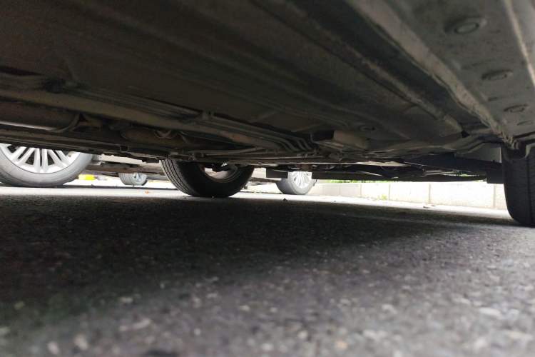Used Nissan Tiida 2011 1.6L CVT Comfort Model Chassis Front Right