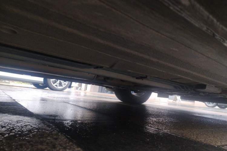 Used Nissan Tiida 2011 1.6L CVT Smart Version Chassis Front Right