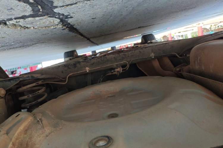 Used Nissan Tiida 2011 1.6L Manual Comfort Edition Chassis Rear