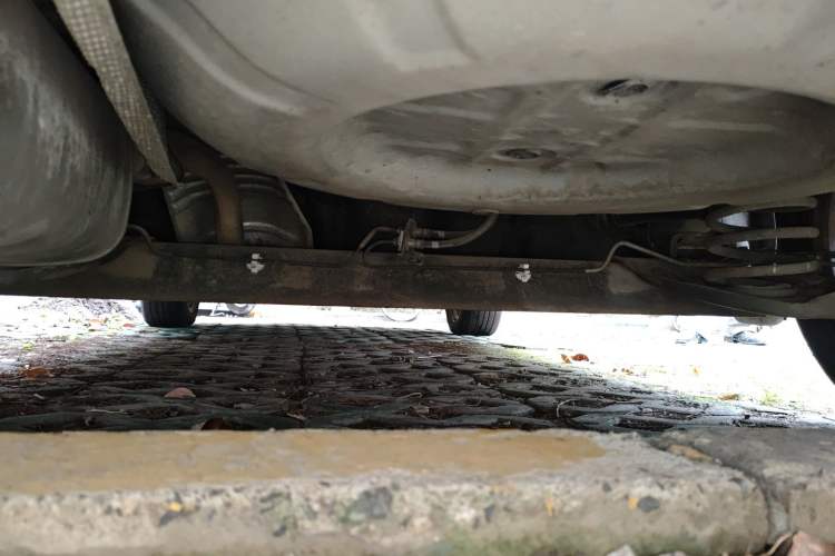 Used Nissan Tiida 2011 1.6L Manual Comfort Edition Chassis Rear