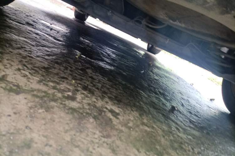 Used Nissan Tiida 2011 1.6L Manual Comfort Edition Chassis Rear