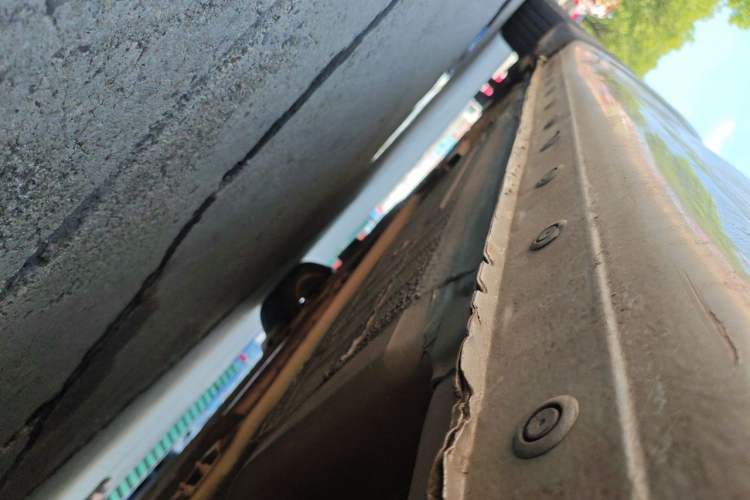 Used Nissan Tiida 2011 1.6L Manual Comfort Edition Chassis Rear Left