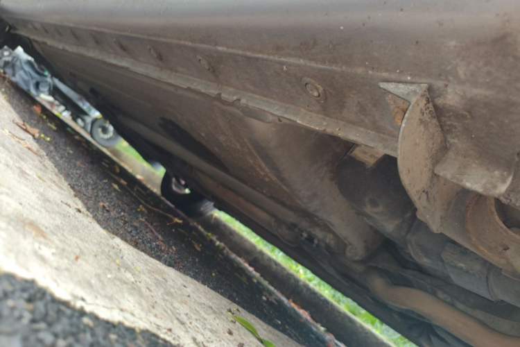 Used Nissan Tiida 2011 1.6L Manual Smart Version Chassis Rear Left