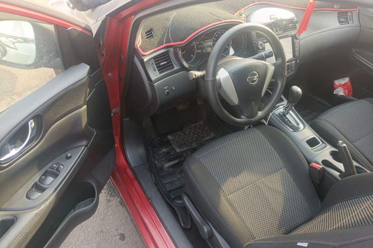 Used Nissan Tiida 2011 1.6L CVT Smart Version Driver Seat