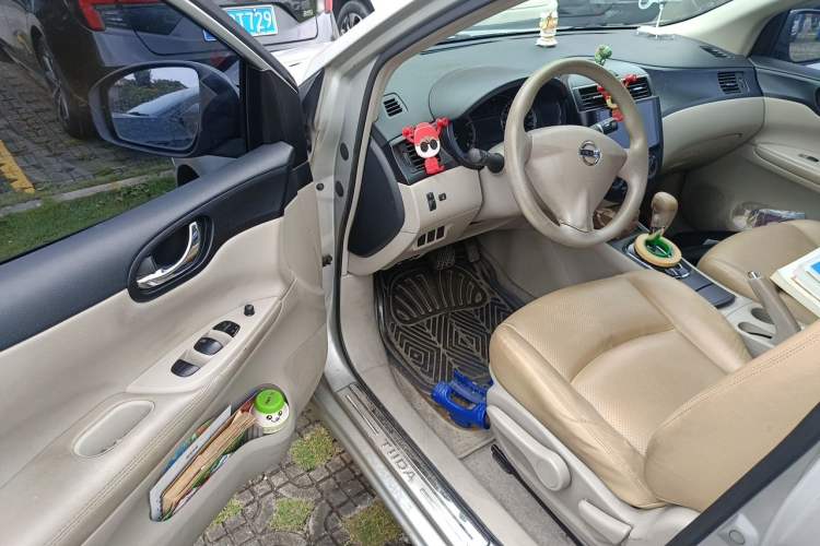Used Nissan Tiida 2011 1.6L CVT Comfort Model Driver Seat