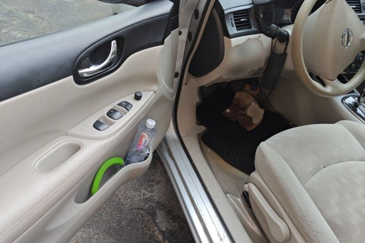Used Nissan Tiida 2011 1.6L CVT Comfort Model Driver Seat