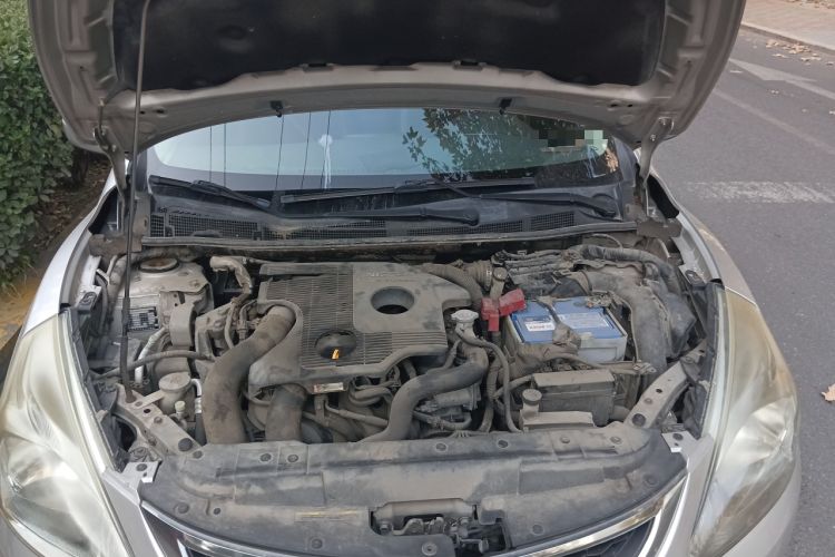 Used Nissan Tiida 2011 1.6T M-CVT Dynamic Edition Engine Bay