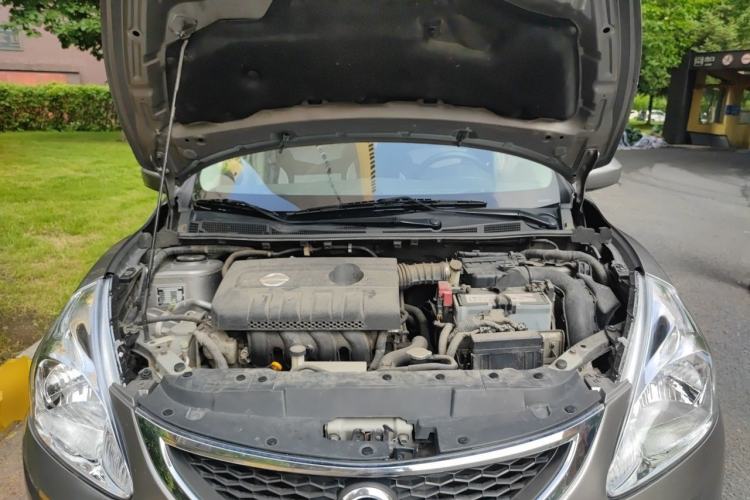 Used Nissan Tiida 2011 1.6L CVT Smart Version Engine Bay