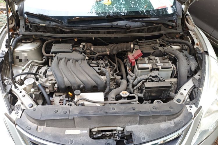 Used Nissan Tiida 2011 1.6L Manual Comfort Edition Engine Bay