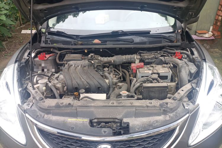 Used Nissan Tiida 2011 1.6L Manual Comfort Edition Engine Bay