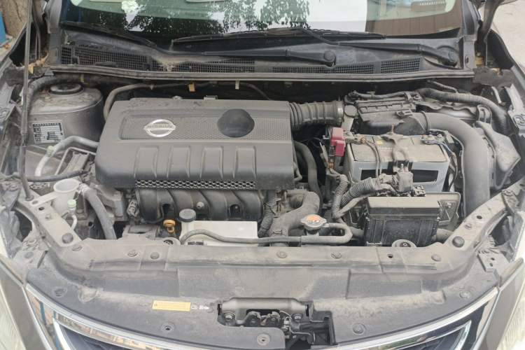 Used Nissan Tiida 2011 1.6L CVT Smart Version Engine Bay