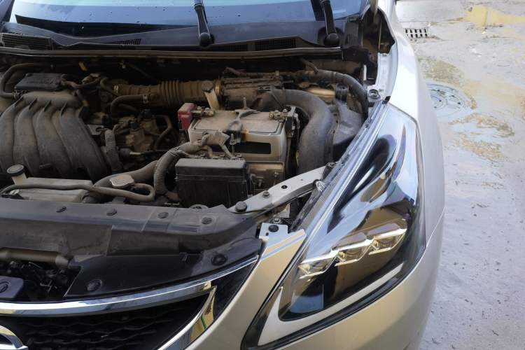 Used Nissan Tiida 2011 1.6L CVT Comfort Model Engine Bay Left