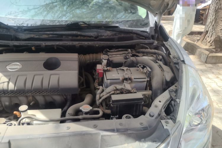 Used Nissan Tiida 2011 1.6L CVT Smart Version Engine Bay Left