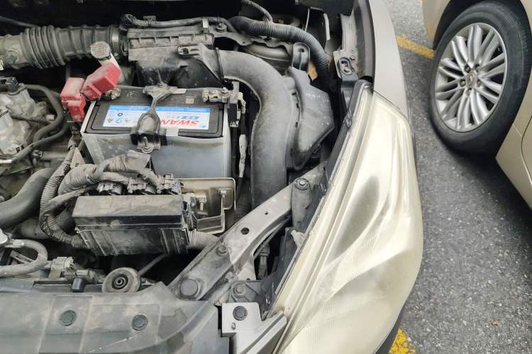 Used Nissan Tiida 2011 1.6L CVT Comfort Model Engine Bay Left