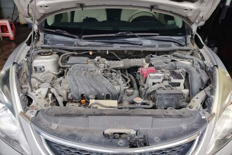Used Nissan Tiida 2011 1.6L CVT Comfort Model Engine Bay
