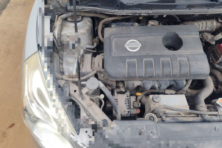 Used Nissan Tiida 2011 1.6L Manual Smart Version Engine Bay Right