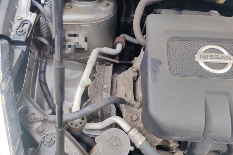 Used Nissan Tiida 2011 1.6L CVT Smart Version Engine Bay Right
